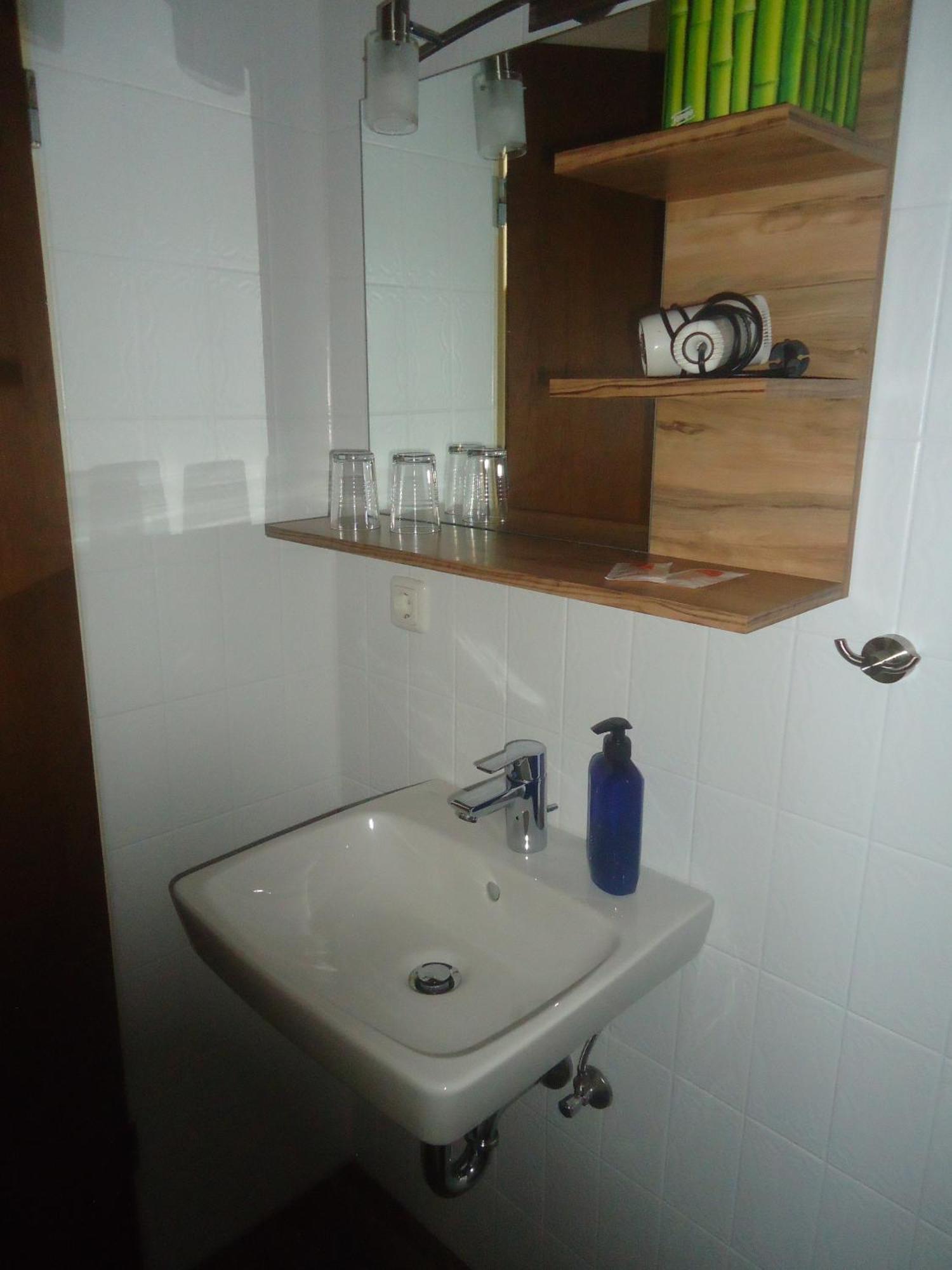 Hotel Boarding House Hohenwart Fuchstal Room photo
