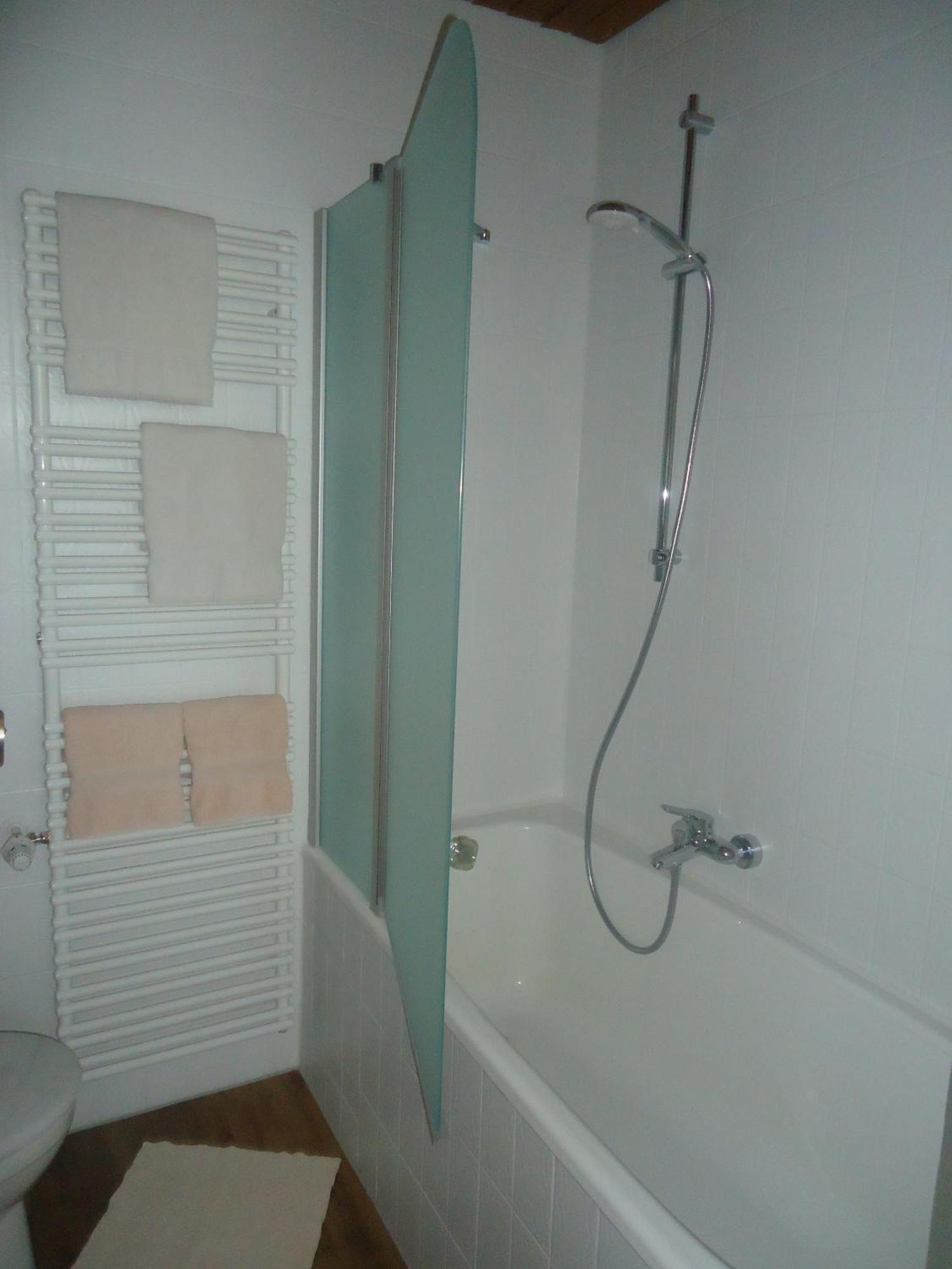 Hotel Boarding House Hohenwart Fuchstal Room photo